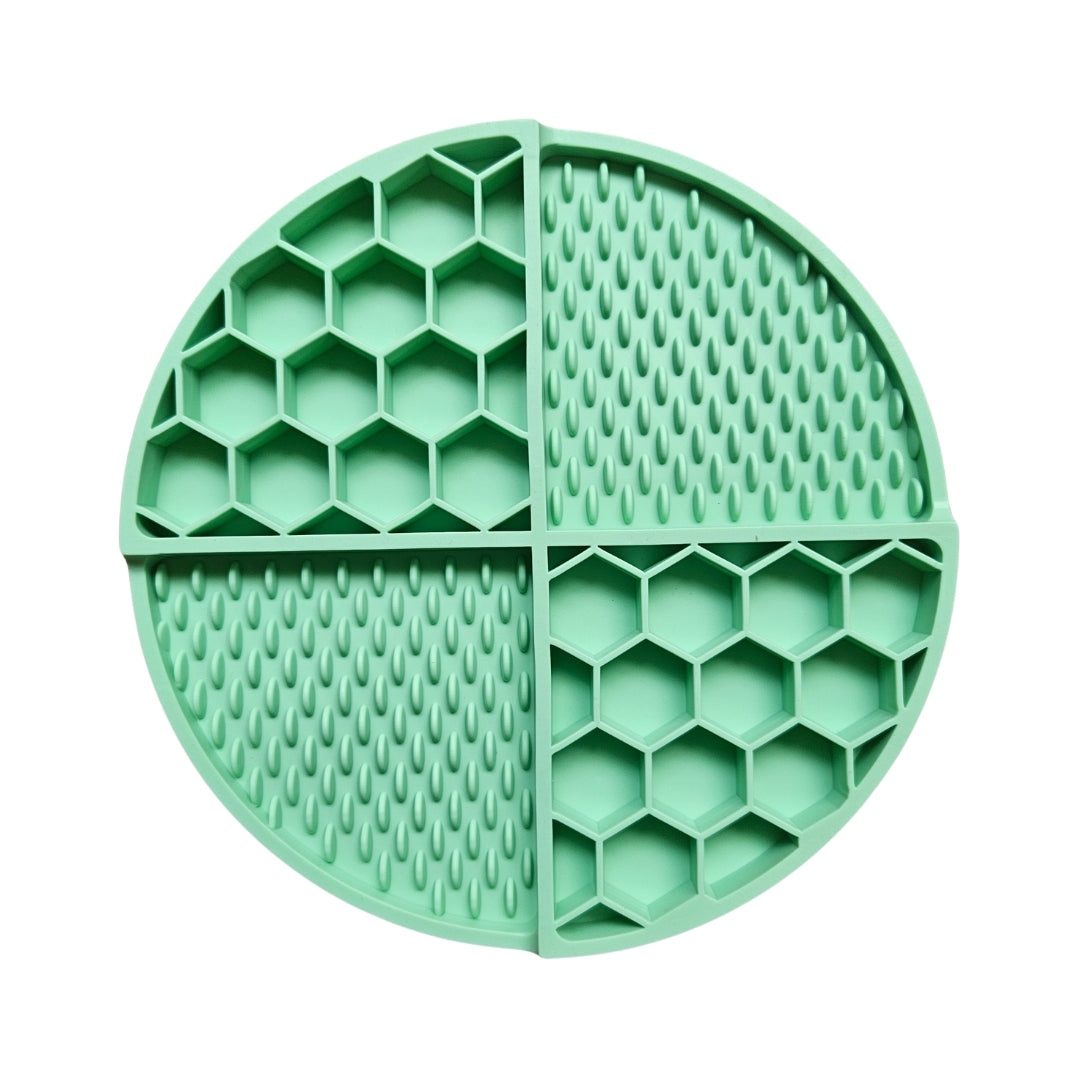 Textured Honeycomb Enrichment Slow Feeding Dish & Lick Mat