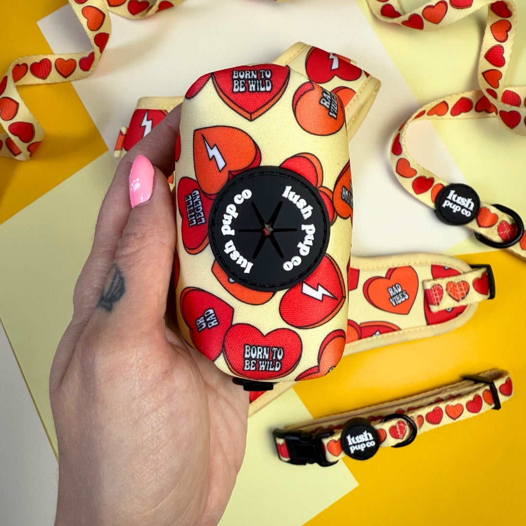 Rad Candy Heart Waste Bag Holder