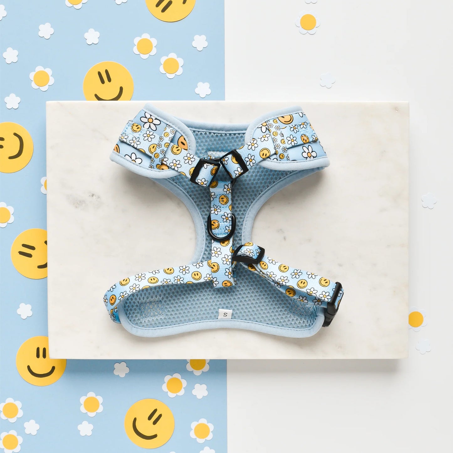 Smiley Pawty Tent Adjustable Harness
